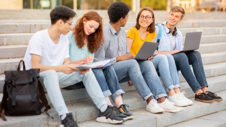 Scuole serali a Carrara