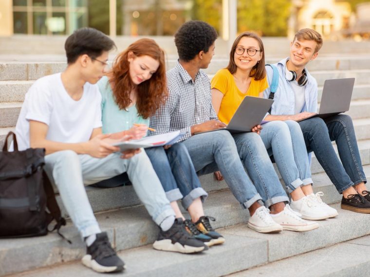 Scuole serali a Carrara