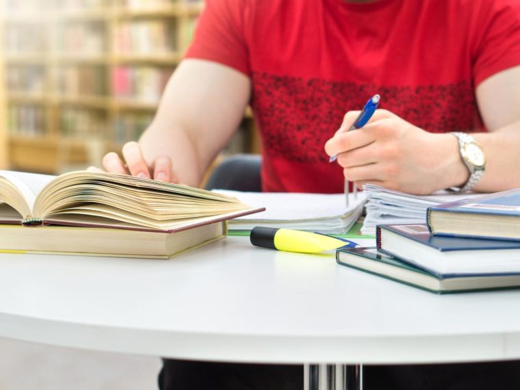 Scuole serali a Imperia